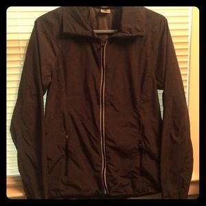 Long sleeve windbreaker